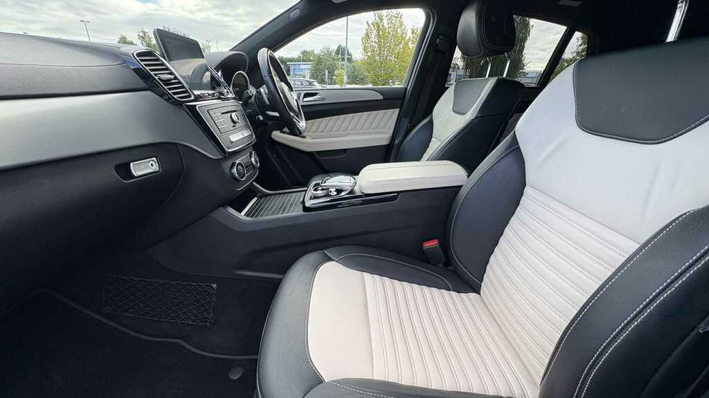 Mercedes-Benz GLE Coupe 350D V6 Amg Night Edition Premium Plus Coupe Grey #13