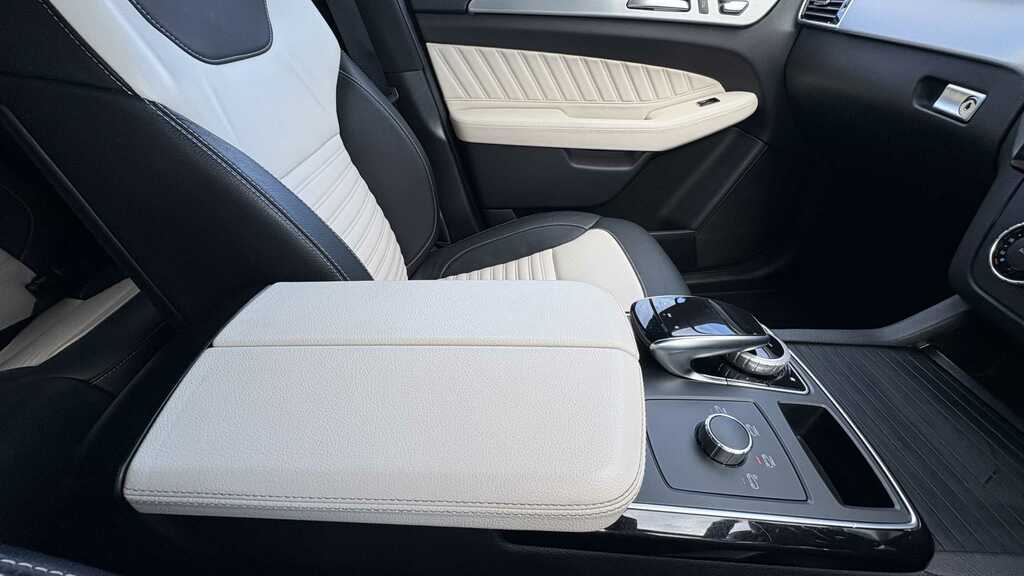 Mercedes-Benz GLE Coupe 350D V6 Amg Night Edition Premium Plus Coupe Grey #17
