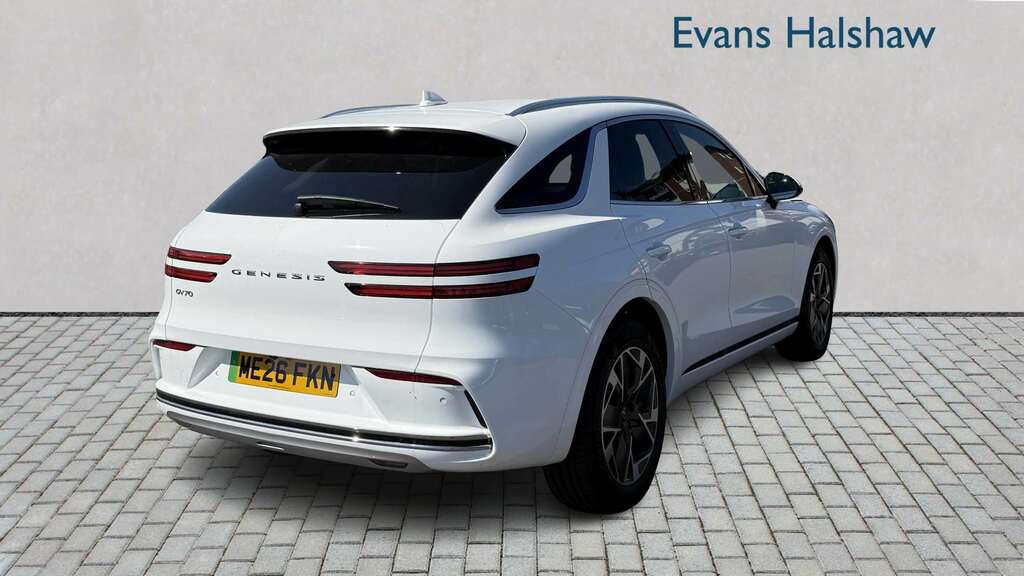 Genesis GV70 360Kw Pure 84Kwh Awd 2026 White #4