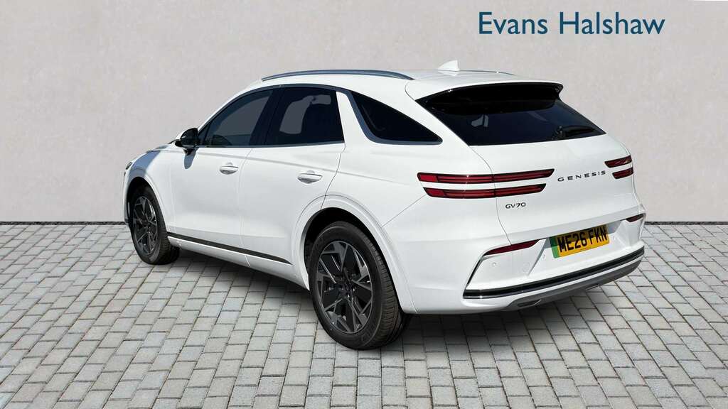 Genesis GV70 360Kw Pure 84Kwh Awd 2026 White #6