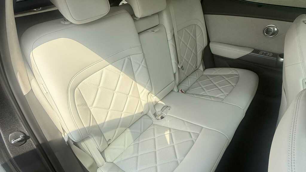 Genesis GV60 234Kw Sport 84Kwh Awd 2026 Green #11
