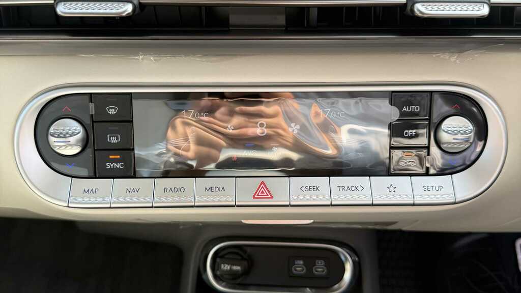 Genesis GV60 234Kw Sport 84Kwh Awd 2026 Green #19
