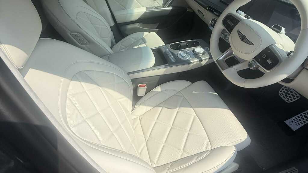 Genesis GV60 234Kw Sport 84Kwh Awd 2026 Green #12