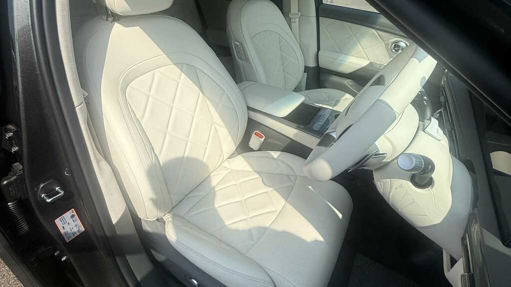 Genesis GV60 234Kw Sport 84Kwh Awd 2026 Green #13
