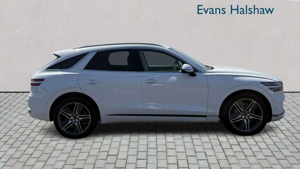 Genesis GV70 360Kw Dynamic 84Kwh Awd 2026 White #3