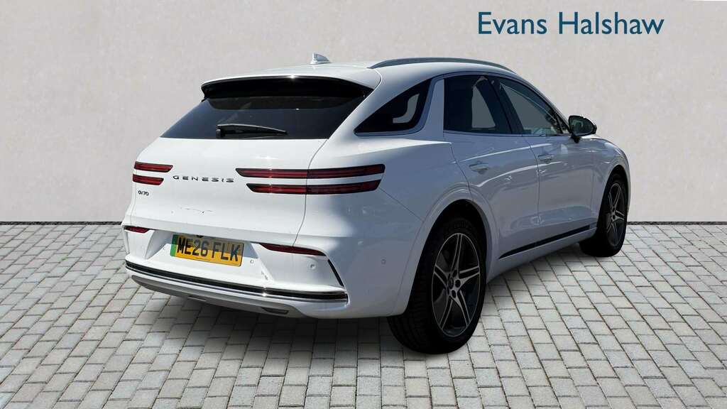 Genesis GV70 360Kw Dynamic 84Kwh Awd 2026 White #4