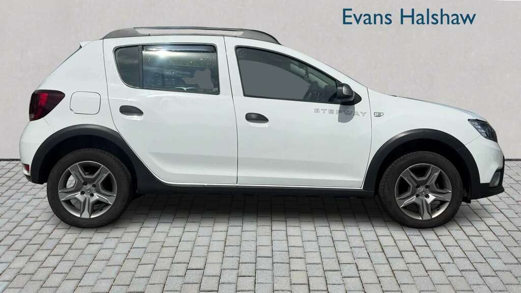 Dacia Sandero Stepway 0.9 Tce Laureate 1 Owner From New Fsh 1 Yr Mot Blue #3
