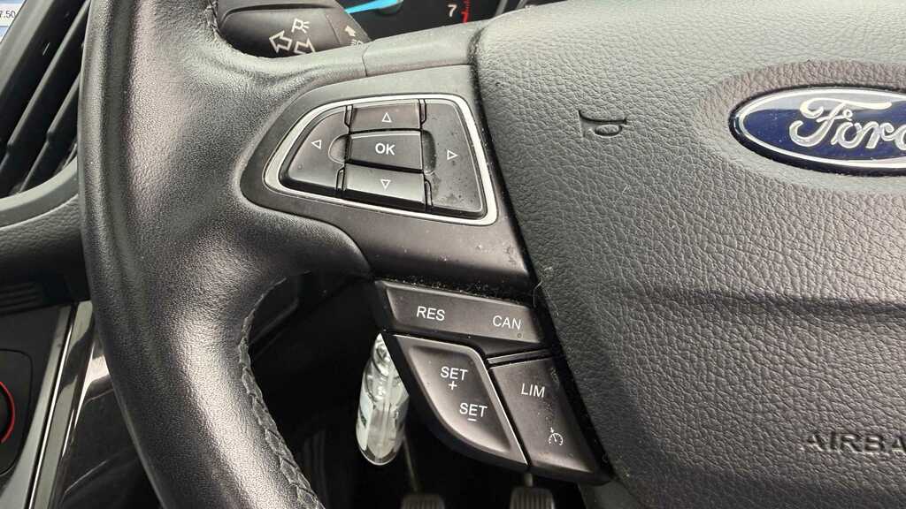 Ford Kuga 1.5 Tdci Titanium Suv Euro 6 S Grey #15