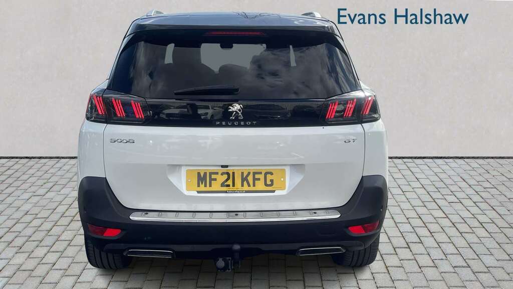 Peugeot 5008 1.5 Bluehdi Gt 2021 White #4