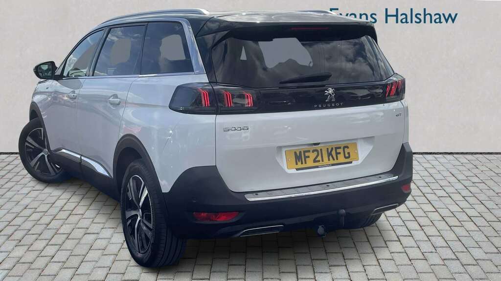 Peugeot 5008 1.5 Bluehdi Gt 2021 White #2