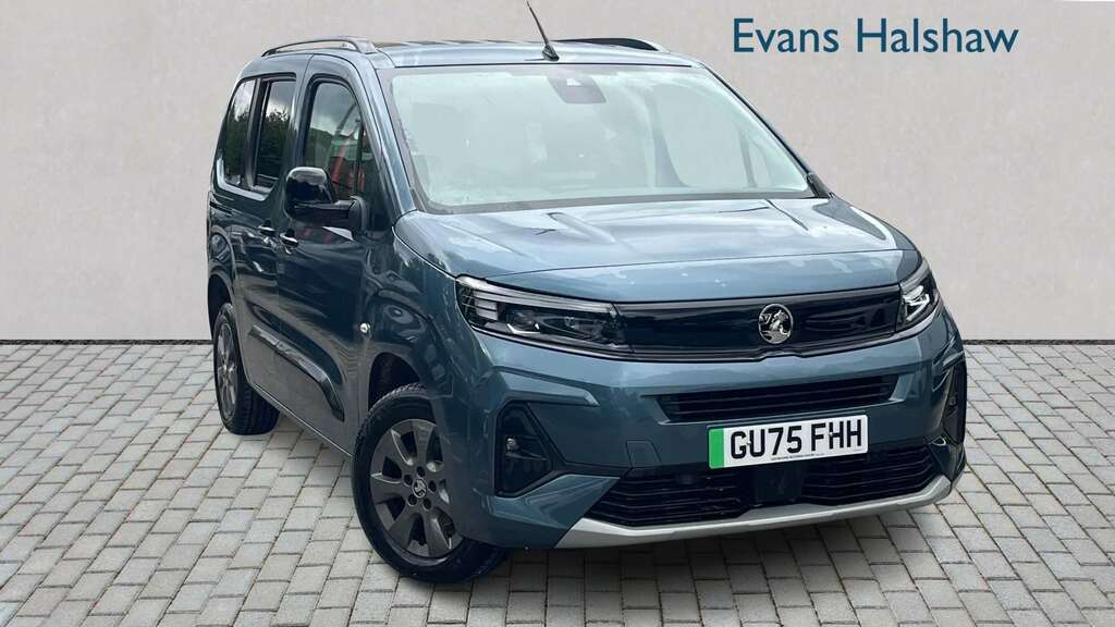Vauxhall Combo-e Life 100Kw Ultimate 52Kwh 2025 Blue