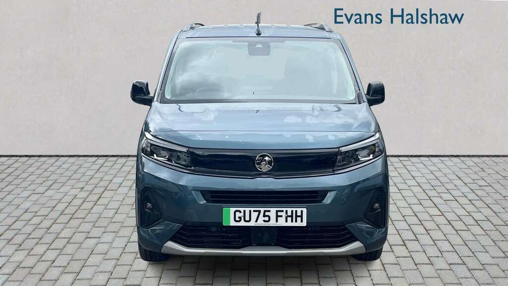Vauxhall Combo-e Life 100Kw Ultimate 52Kwh 2025 Blue #3