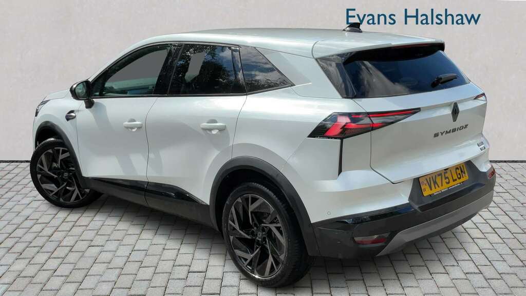 Renault Symbioz 1.8 E-tech Fhev 160 Techno Esprit Alpine White #2