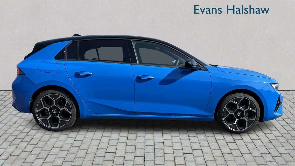 Vauxhall Astra 1.2 Turbo 130 Ultimate 2026 Blue #3