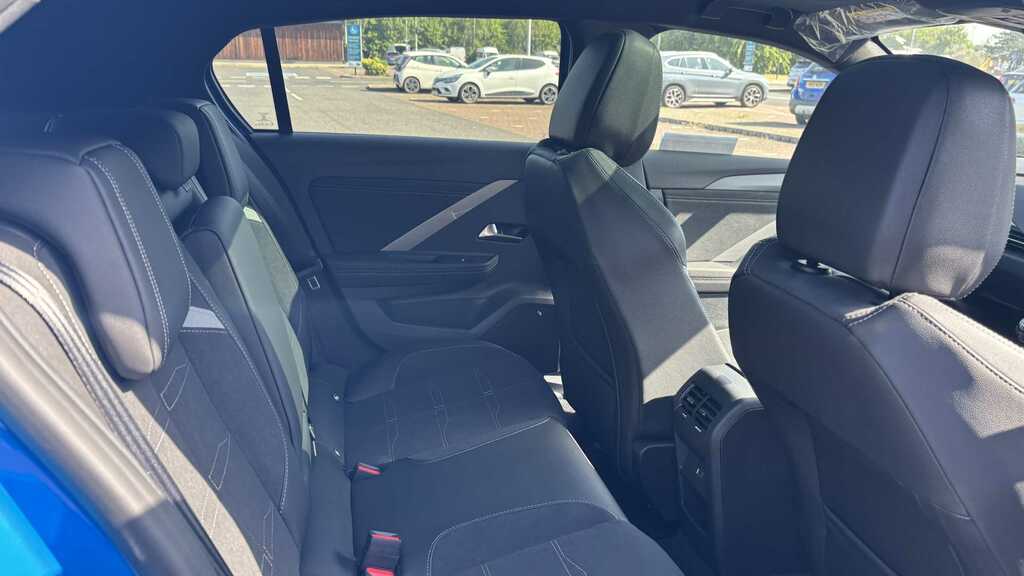 Vauxhall Astra 1.2 Turbo 130 Gs 2026 Black #10