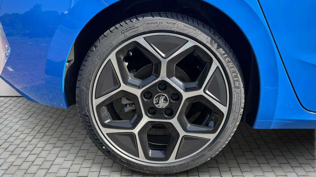 Vauxhall Astra 1.2 Turbo 130 Ultimate 2026 Blue #4