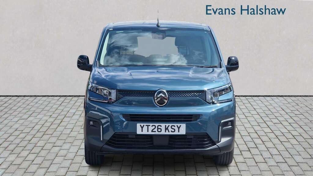 Citroen Berlingo 1.5 D 130 Collection M 2026 Blue #4