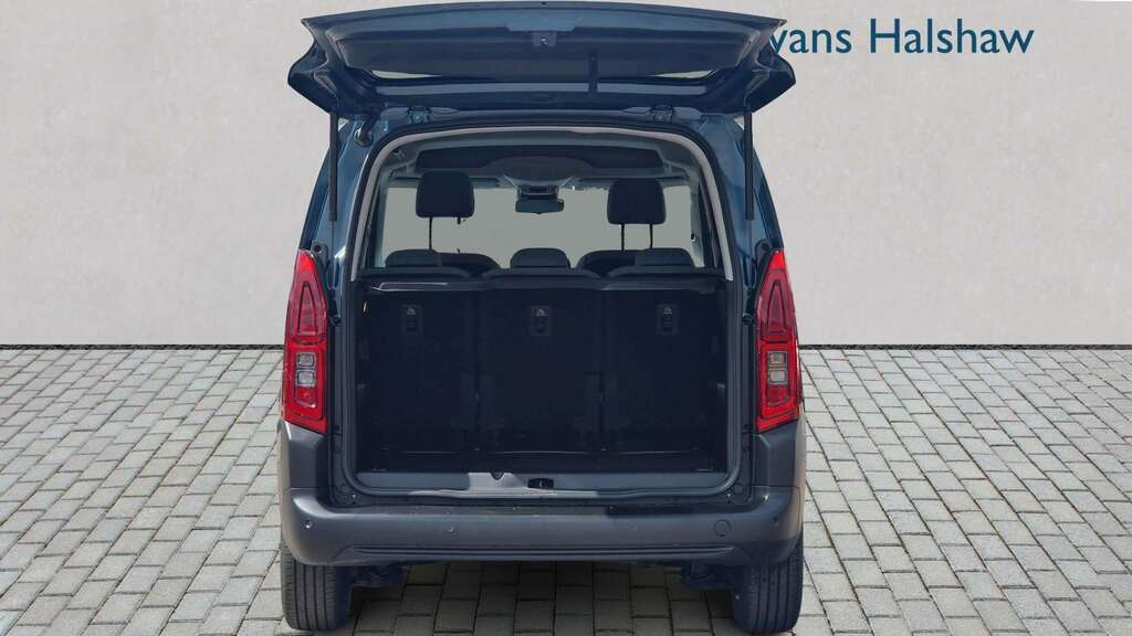 Citroen Berlingo 1.5 Bluehdi 100 Plus XL 7 Seatwav White #7