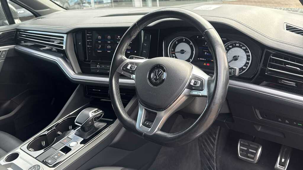 Volkswagen Touareg 3.0 V6 Tdi 4Motion R-line Tip 2019 Grey #3