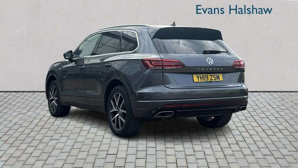 Volkswagen Touareg 3.0 V6 Tdi 4Motion R-line Tip 2019 Grey #2