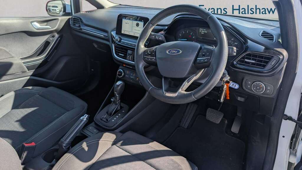 Ford Fiesta 1.0 Ecoboost Zetec 2018 White #6