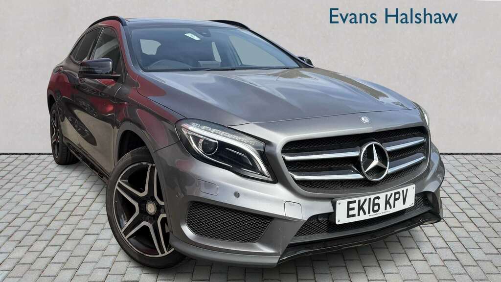 Mercedes-Benz GLA Class 2.0 Gla250 Amg Line 7G-dct 4Matic Euro 6 Ss White #1