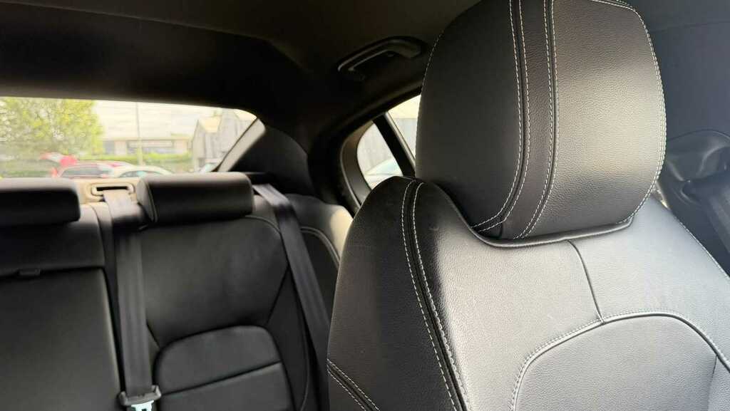 Jaguar XE 2.0D R-sport Saloon Euro 6 Ss White #22