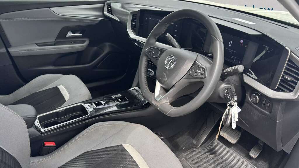 Vauxhall Mokka-e 100Kw Design 50Kwh 2024 White #6
