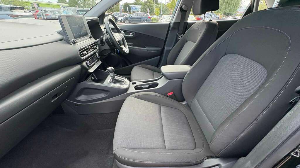 Hyundai Kona Premium Gdi Hev S-a White #16