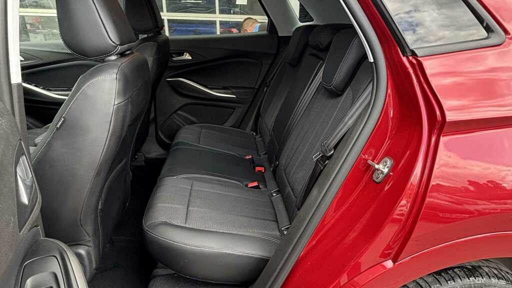 Vauxhall Grandland 1.2 Turbo Ultimate Black #10