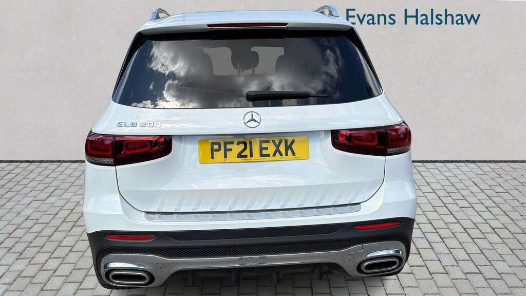 Mercedes-Benz GLB Class 200 Amg Line 7G-tronic 2021 White #6