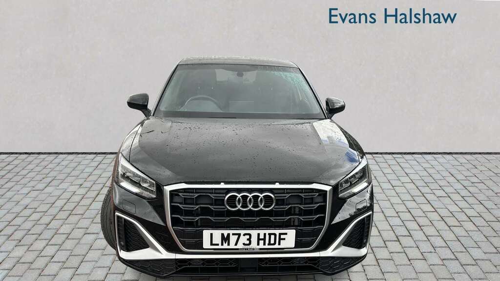Audi Q2 35 Tfsi S Line 2023 Black #3