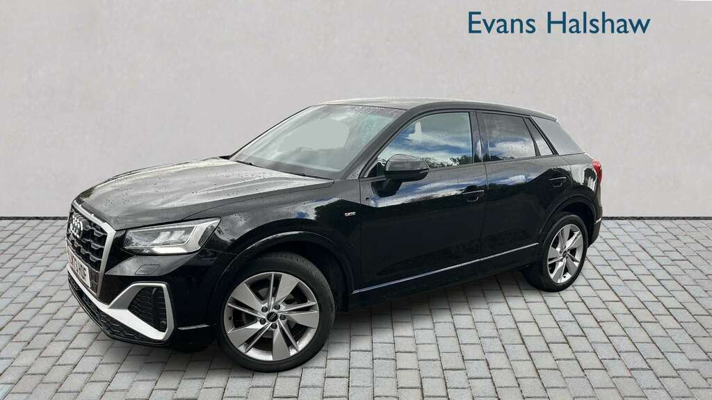 Audi Q2 35 Tfsi S Line 2023 Black #2