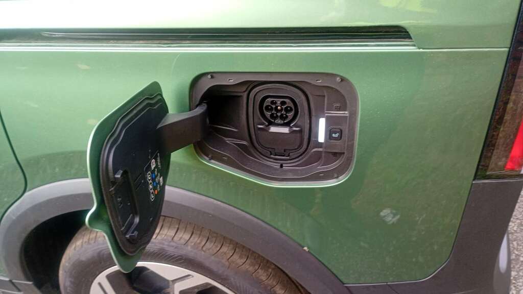 Ford Tourneo Courier 100Kw Active 43Kwh 2026 Green #4