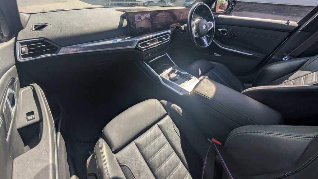 BMW 3 Series 320I M Sport Touring Black #10