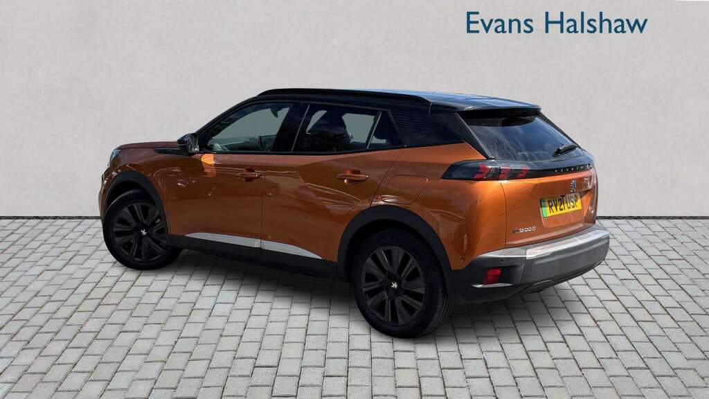 Peugeot e-2008 100Kw Gt Premium 50Kwh 2021 Orange #2