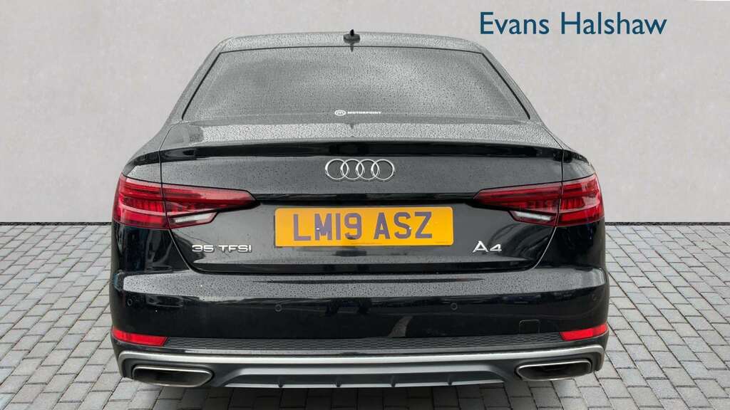 Audi A4 35 Tfsi S Line S Tronic 2019 Black #5