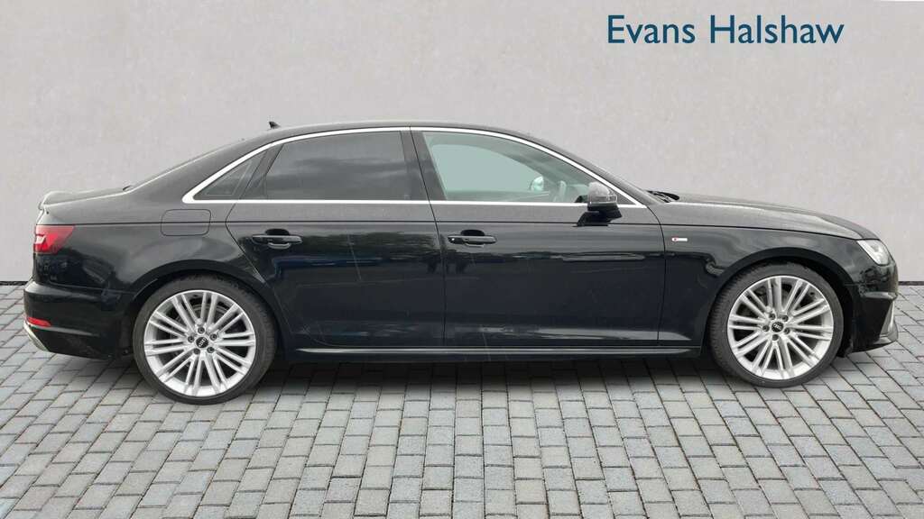Audi A4 35 Tfsi S Line S Tronic 2019 Black #3