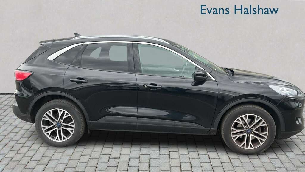 Ford Kuga 1.5 Ecoblue Titanium Edition 2022 Black #3