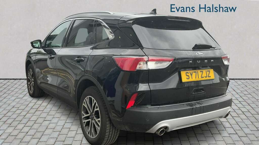Ford Kuga 1.5 Ecoblue Titanium Edition 2022 Black #2