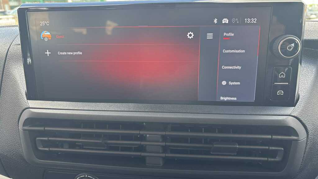 Vauxhall Vivaro 75Kwh Ultimate M Mpv Mwb 8 Seat Black #15