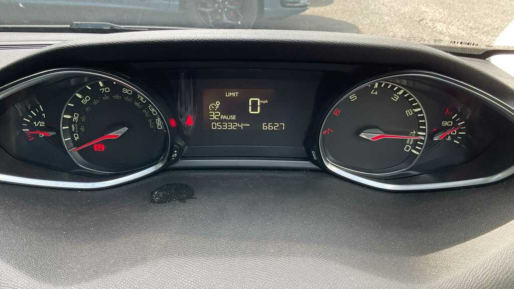 Peugeot 308 1.6 Bluehdi 120 Active, Under 26900 Miles, Full Se Silver #9