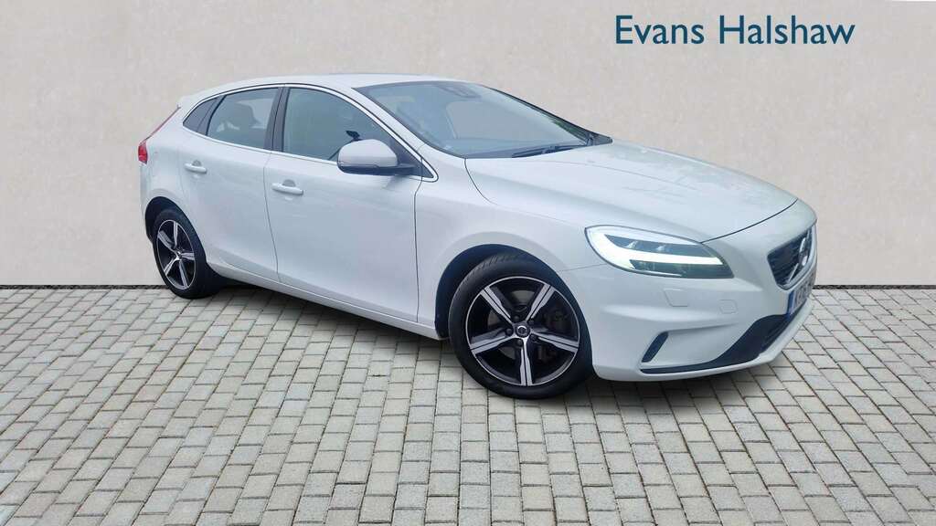 Volvo V40 D4 190 R Design 2016 White