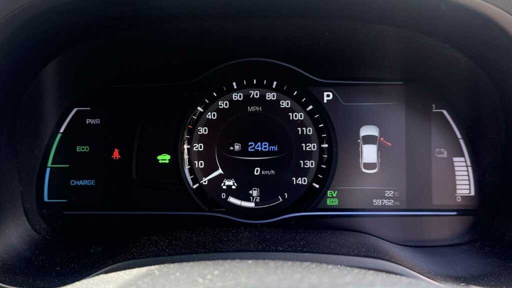 Hyundai Ioniq Premium Se Hev S-a Black #9