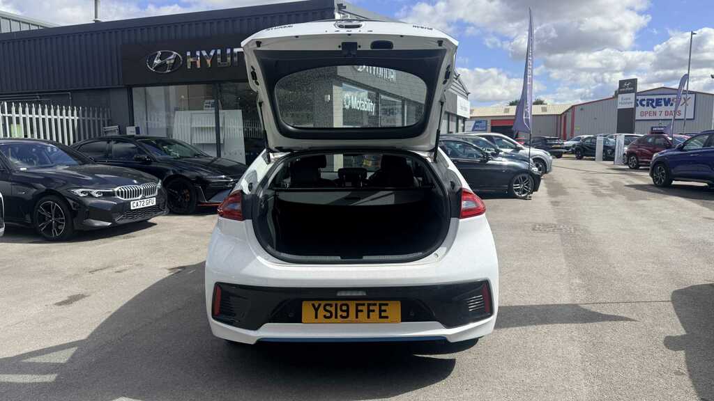 Hyundai Ioniq Premium Se Hev S-a Black #7