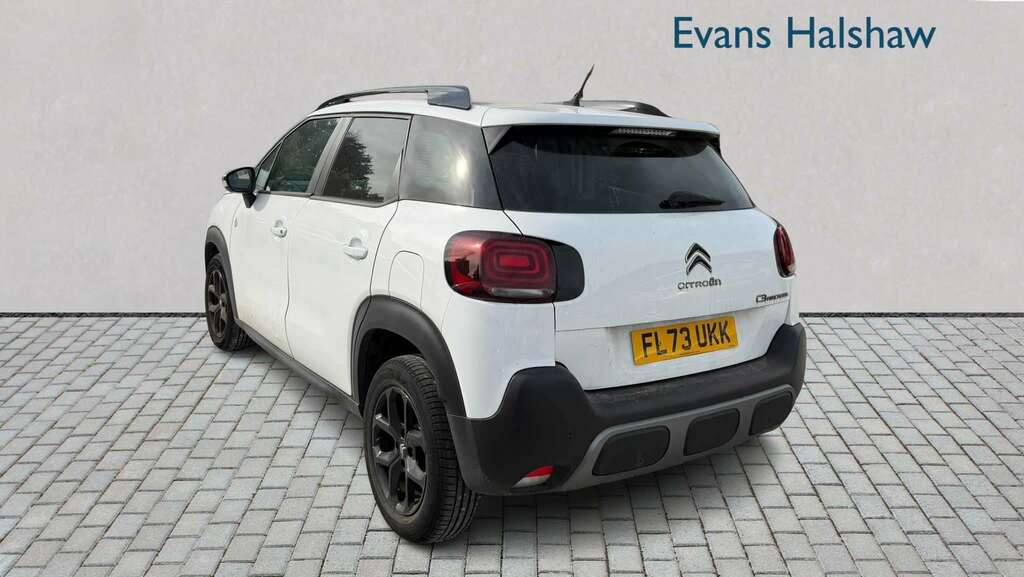Citroen C3 Aircross 1.2 Puretech 110 C-series Edition 2023 FL73UKK White #3