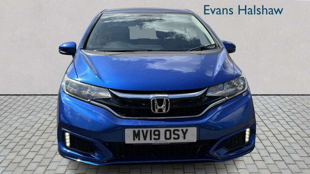 Honda Jazz 1.3 I-vtec Se Navi Cvt 2019 Blue #5