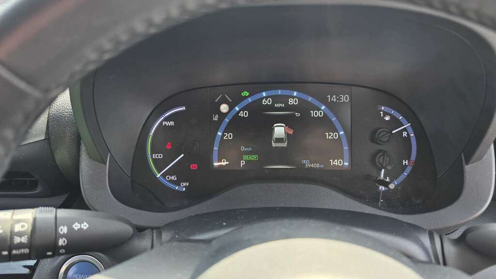 Toyota Yaris Cross 1.5 Hybrid Design Cvt 2023 CK23FPZ Red #5
