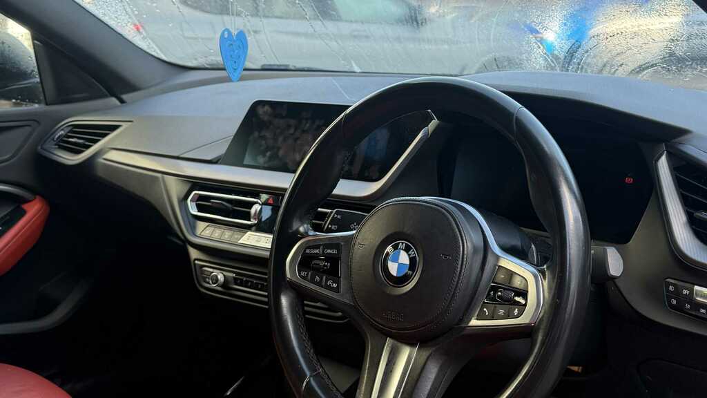 BMW 2 Series 218I 136 Sport Live Cockpit Professional White #5