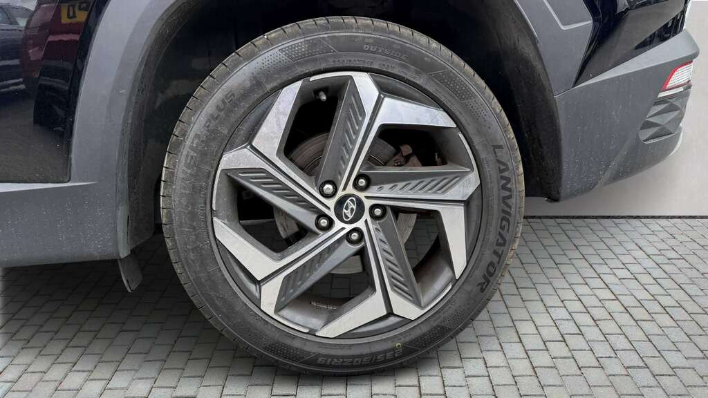 Hyundai Tucson 1.6 Tgdi Hybrid 230 Premium 2Wd 2023 Black #4